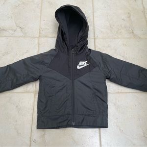 Nike Toddler Boys Black 2T Windbreaker Fleece Lined Hooded Jacket Coat 1-3 Years